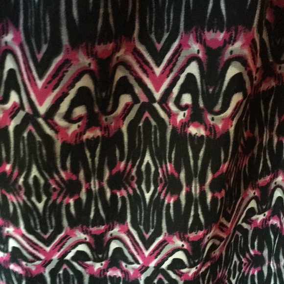 Beaded Neck Shift Dress - Picture 4 of 6